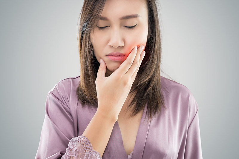 Tooth Extraction in New Smyrna Beach